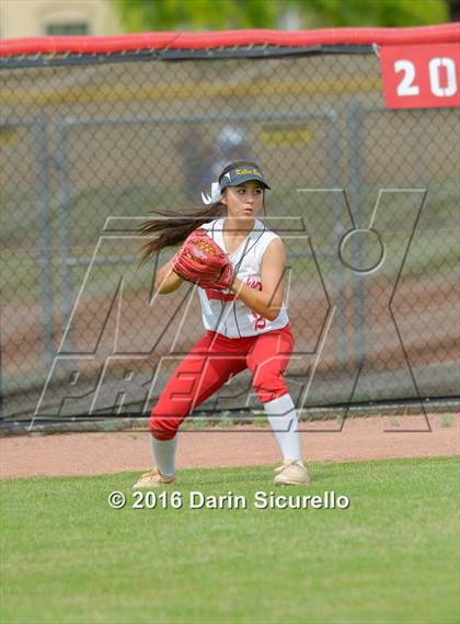 Thumbnail 1 in Westview vs. Williams Field (Blackhawk Tournament) photogallery.