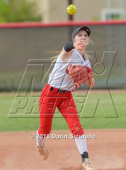 Thumbnail 2 in Westview vs. Williams Field (Blackhawk Tournament) photogallery.