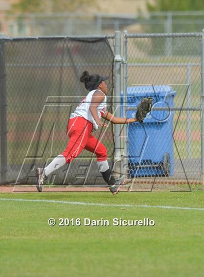 Thumbnail 1 in Westview vs. Williams Field (Blackhawk Tournament) photogallery.