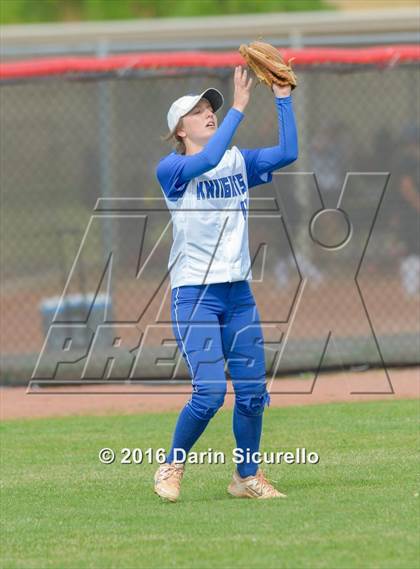 Thumbnail 1 in Westview vs. Williams Field (Blackhawk Tournament) photogallery.