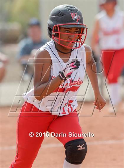 Thumbnail 1 in Westview vs. Williams Field (Blackhawk Tournament) photogallery.