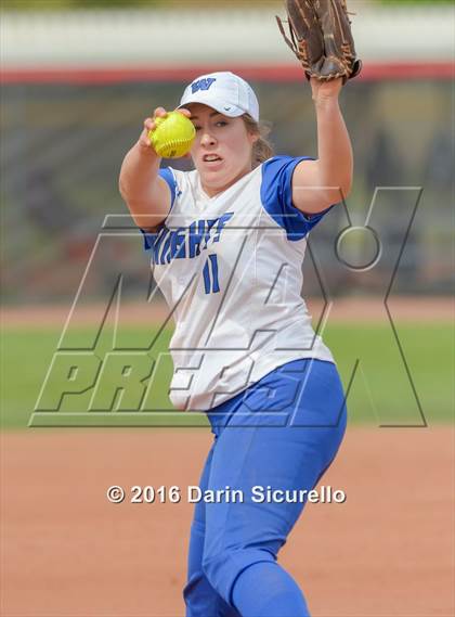 Thumbnail 1 in Westview vs. Williams Field (Blackhawk Tournament) photogallery.
