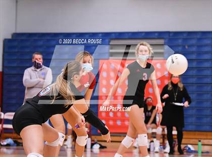 Thumbnail 2 in Cuthbertson @ Charlotte Catholic photogallery.