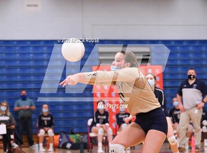 Thumbnail 3 in Cuthbertson @ Charlotte Catholic photogallery.