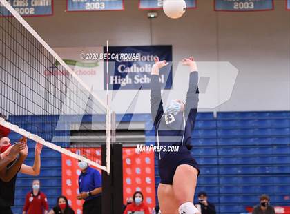 Thumbnail 2 in Cuthbertson @ Charlotte Catholic photogallery.