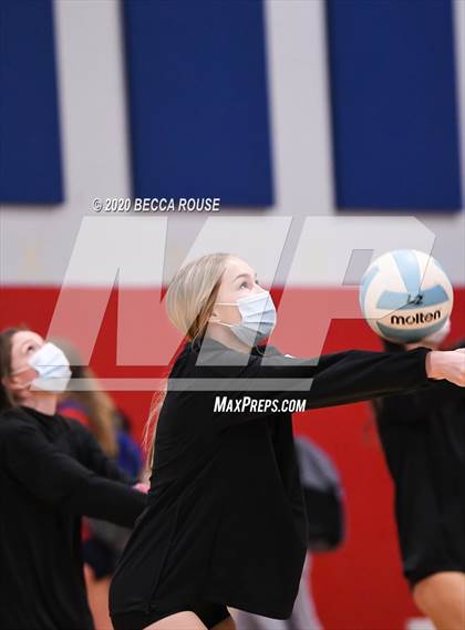 Thumbnail 2 in Cuthbertson @ Charlotte Catholic photogallery.