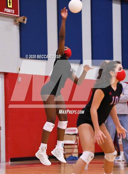 Thumbnail 2 in Cuthbertson @ Charlotte Catholic photogallery.