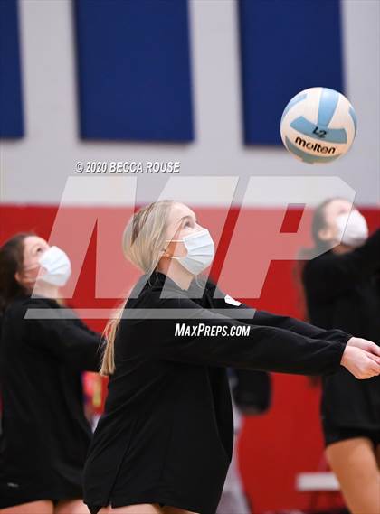 Thumbnail 1 in Cuthbertson @ Charlotte Catholic photogallery.