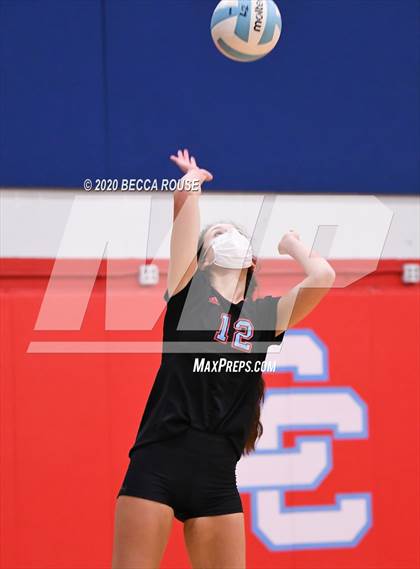 Thumbnail 1 in Cuthbertson @ Charlotte Catholic photogallery.