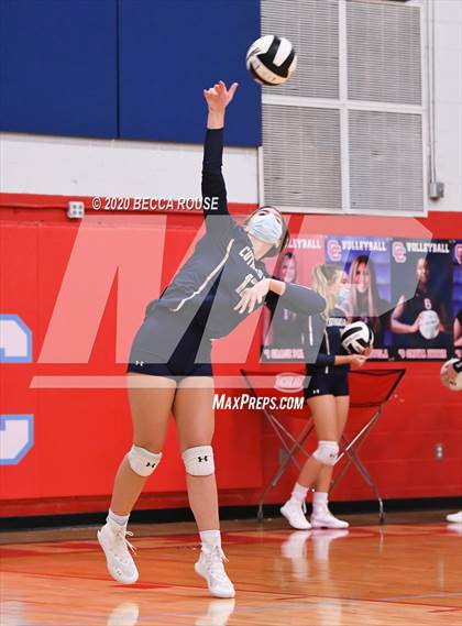 Thumbnail 2 in Cuthbertson @ Charlotte Catholic photogallery.