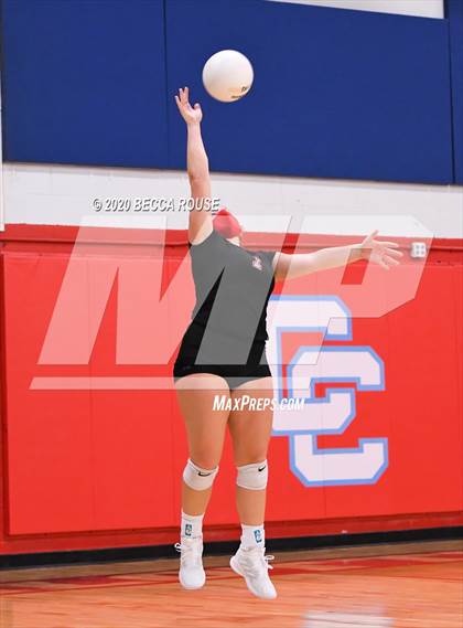 Thumbnail 1 in Cuthbertson @ Charlotte Catholic photogallery.