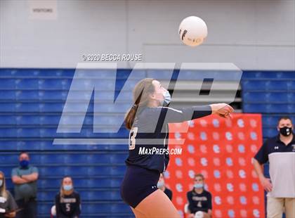 Thumbnail 1 in Cuthbertson @ Charlotte Catholic photogallery.