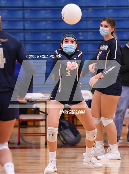 Thumbnail 2 in Cuthbertson @ Charlotte Catholic photogallery.