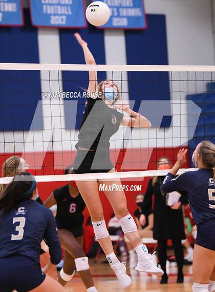 Thumbnail 3 in Cuthbertson @ Charlotte Catholic photogallery.