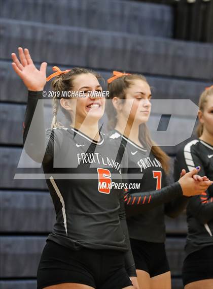 Thumbnail 3 in Sugar-Salem vs Fruitland (3A State Tournament) photogallery.