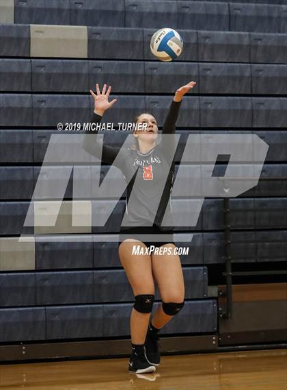 Thumbnail 3 in Sugar-Salem vs Fruitland (3A State Tournament) photogallery.