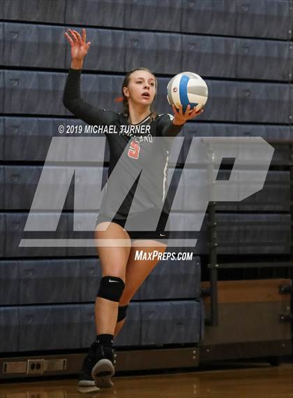 Thumbnail 1 in Sugar-Salem vs Fruitland (3A State Tournament) photogallery.