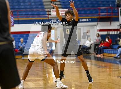 Thumbnail 1 in Mt. Vernon vs Plainfield (Phil Cox Memorial Holiday Tournament) photogallery.