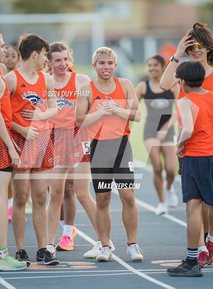 Thumbnail 2 in Centennial @ Roosevelt (3200 Meter) photogallery.