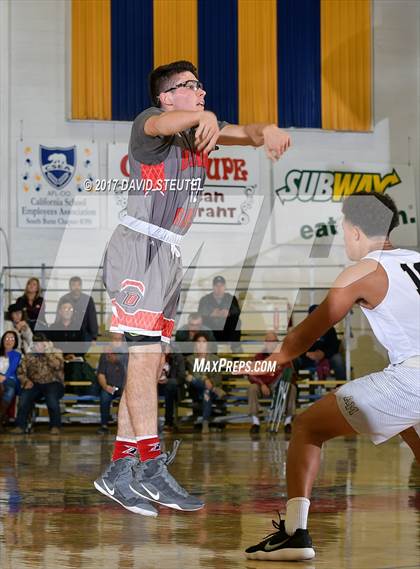 Thumbnail 3 in Dublin vs. Archbishop Mitty (Gridley Invitational) photogallery.