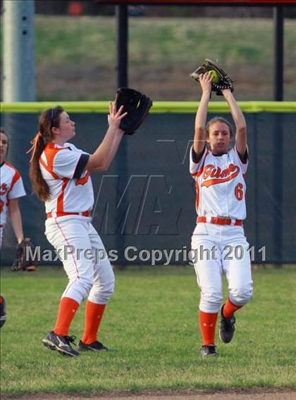 Thumbnail 1 in Gilmer @ Pittsburg photogallery.