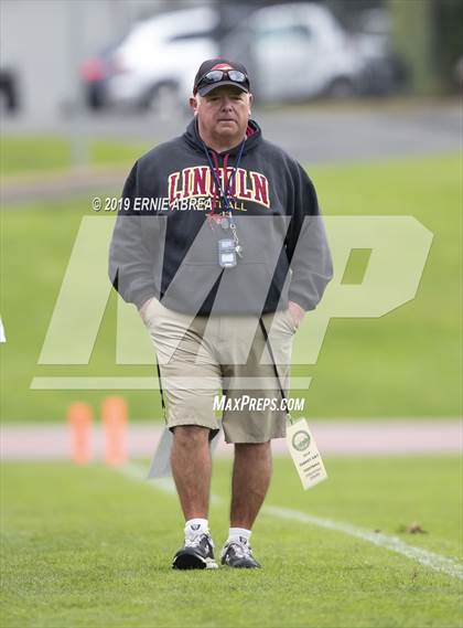 Thumbnail 2 in Lincoln vs. Balboa (CIF SF Final) photogallery.