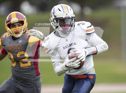 Thumbnail 2 in Lincoln vs. Balboa (CIF SF Final) photogallery.