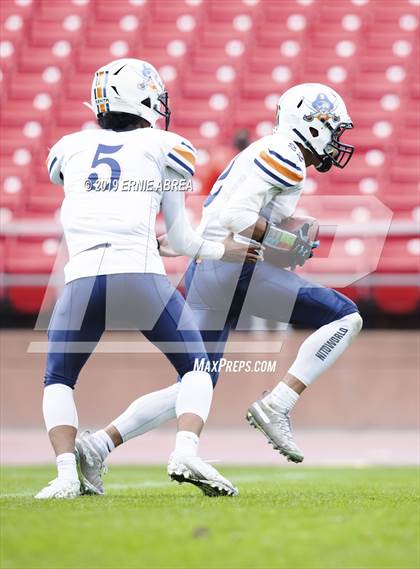 Thumbnail 2 in Lincoln vs. Balboa (CIF SF Final) photogallery.