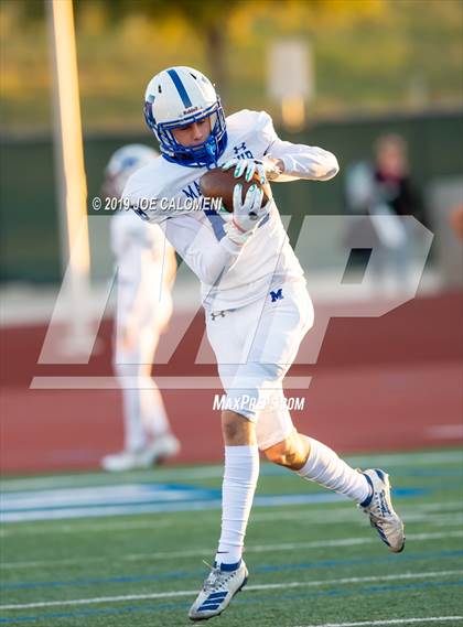 Thumbnail 3 in  Reagan [Ronald] vs MacArthur [Douglas] photogallery.