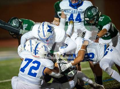 Thumbnail 1 in  Reagan [Ronald] vs MacArthur [Douglas] photogallery.