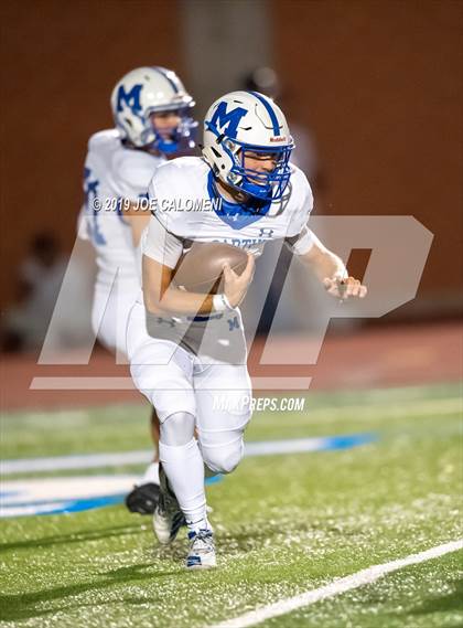 Thumbnail 1 in  Reagan [Ronald] vs MacArthur [Douglas] photogallery.