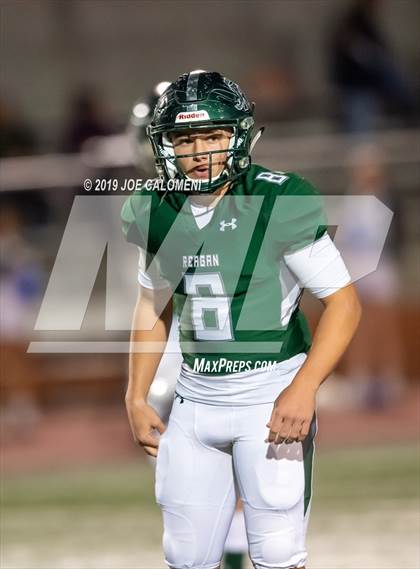 Thumbnail 2 in  Reagan [Ronald] vs MacArthur [Douglas] photogallery.
