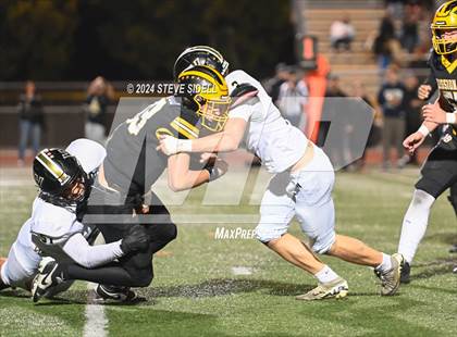 Thumbnail 2 in Westview vs Mission Bay (CIF-SD D4 Quarterfinal) photogallery.