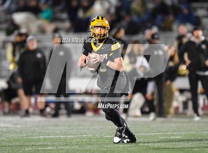 Thumbnail 3 in Westview vs Mission Bay (CIF-SD D4 Quarterfinal) photogallery.