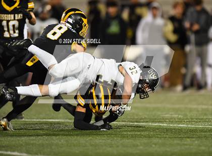 Thumbnail 1 in Westview vs Mission Bay (CIF-SD D4 Quarterfinal) photogallery.