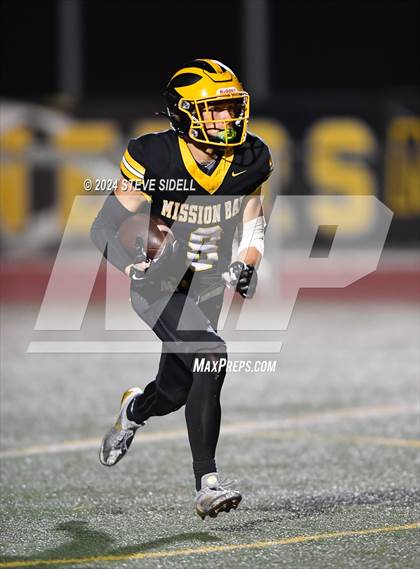 Thumbnail 3 in Westview vs Mission Bay (CIF-SD D4 Quarterfinal) photogallery.