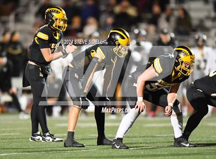 Thumbnail 2 in Westview vs Mission Bay (CIF-SD D4 Quarterfinal) photogallery.