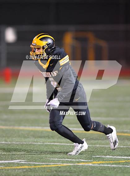 Thumbnail 3 in Westview vs Mission Bay (CIF-SD D4 Quarterfinal) photogallery.