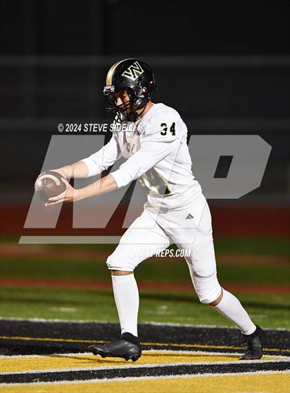 Thumbnail 2 in Westview vs Mission Bay (CIF-SD D4 Quarterfinal) photogallery.