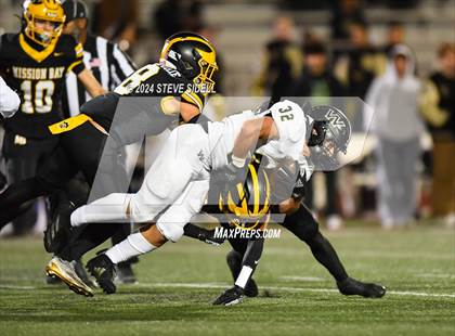 Thumbnail 3 in Westview vs Mission Bay (CIF-SD D4 Quarterfinal) photogallery.