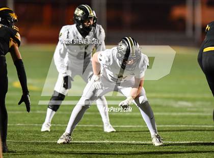 Thumbnail 3 in Westview vs Mission Bay (CIF-SD D4 Quarterfinal) photogallery.