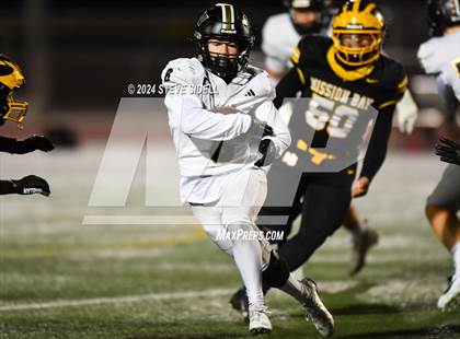 Thumbnail 2 in Westview vs Mission Bay (CIF-SD D4 Quarterfinal) photogallery.