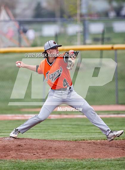Thumbnail 2 in Lakewood @ Monarch photogallery.