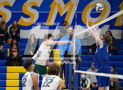 Thumbnail 2 in Helix @ Grossmont photogallery.
