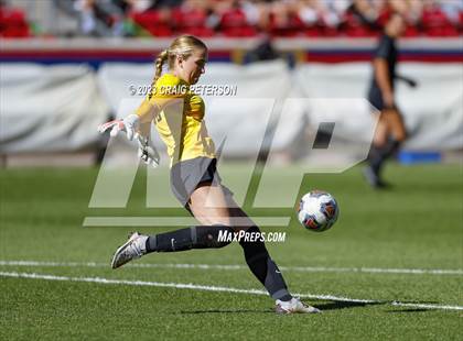 Thumbnail 1 in American Fork vs. Lone Peak (UHSAA 6A Final) photogallery.