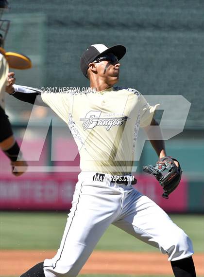 Thumbnail 3 in Villa Park vs Canyon photogallery.