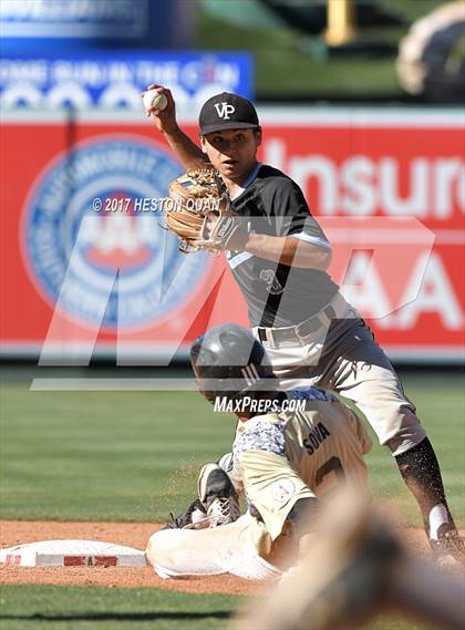 Thumbnail 2 in Villa Park vs Canyon photogallery.
