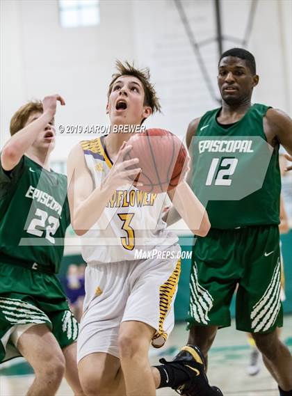 Thumbnail 2 in Mayflower v Episcopal (AAA 3A District Playoff) photogallery.