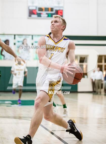 Thumbnail 3 in Mayflower v Episcopal (AAA 3A District Playoff) photogallery.