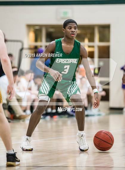 Thumbnail 2 in Mayflower v Episcopal (AAA 3A District Playoff) photogallery.